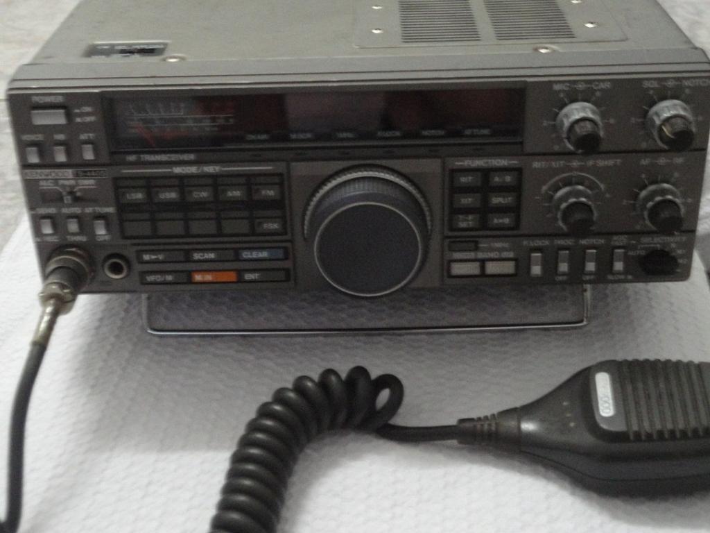 Rádio HF Kenwood mod.TS-440S