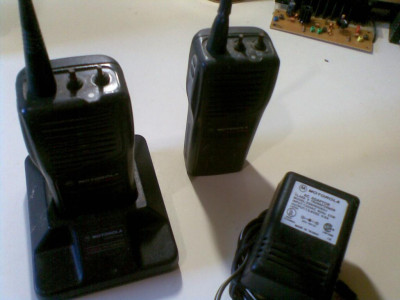 HT´s UHF Motorola — Miniatura 1