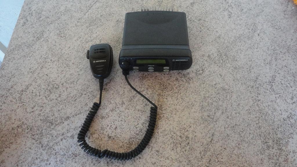Radio amador Motorola PRO 5100 VHF — Foto 2