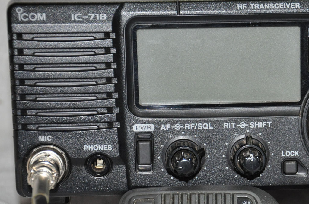 VENDIDO - VENDO OU TROCO IC-718