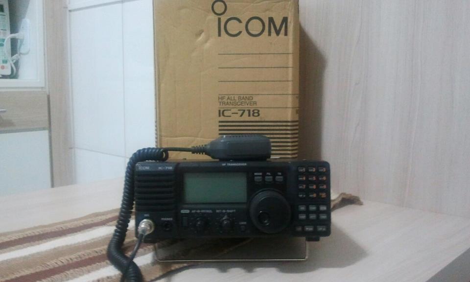 vendo radio muito novo ic 718 caixa e manual. ( VENDIDO) — Foto 3