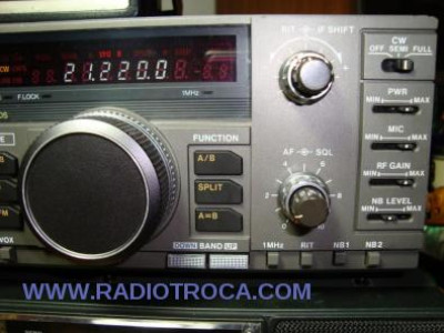 VENDO KENWOOD TS 140S POR R$ 1.800,00,MAIS O FRETE !!! — Miniatura 2