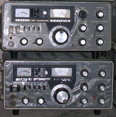 VENDO RÁDIO YAESU FT 101 E
