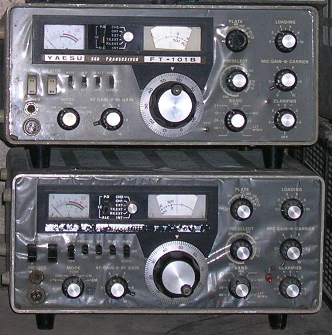VENDO RÁDIO YAESU FT 101 E — Foto 1
