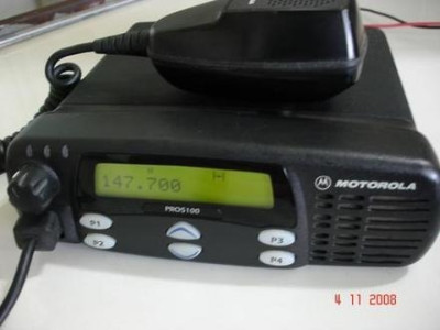 VENDO VHF MOTOROLA PRO 5100 — Miniatura 1