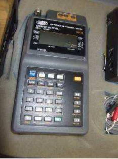 Vendo Conjunto Gerador e Medidor de Nível Seletivo W&G - GN 33 e SPM 33- R$ 1000,00 — Miniatura 3