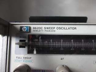 SWEEP OSCILLATOR- HP - MODELO 8620B — Foto 2