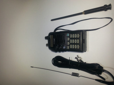 HT Kenwood TH-G71 Dual-Band vendido — Miniatura 4