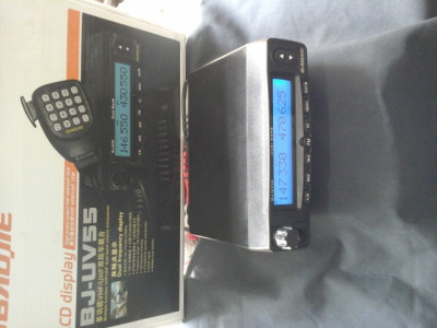 radio dual bj-uv55 novo R900,00
