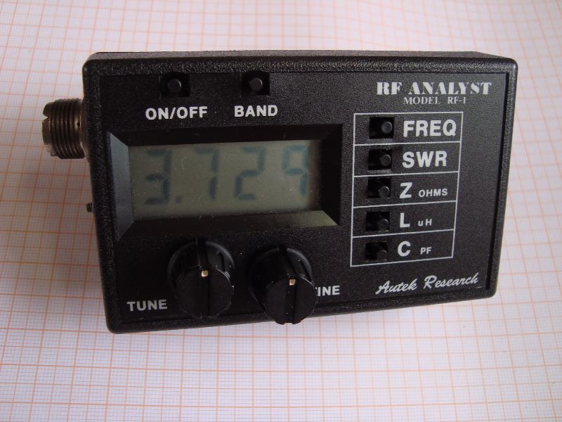Analizador de RF de bolso Autek RF-1 — Foto 3