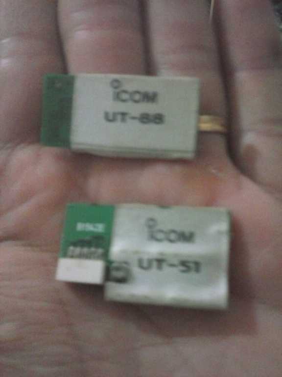ut-51  icom — Foto 1