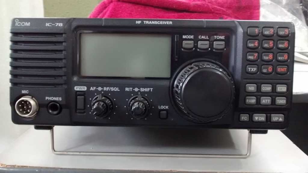 Radio ICOM IC 78 HF - 160-10m Com caixa e Manual — Foto 1