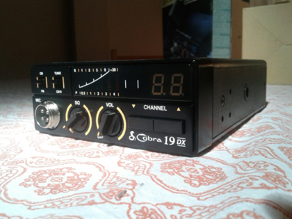 Vendo ou Troco Cobra 19 DX VERSÃO 1 — Foto 2