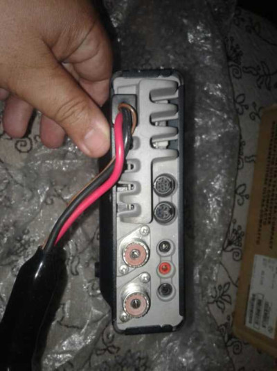 YAESU 857 D !!!!  LINDO EQUIPAMENTO. — Miniatura 5