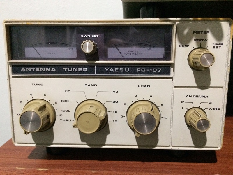 YAESU FT-107M + ACOPLADOR E FONTE DA LINHA 107. — Foto 2