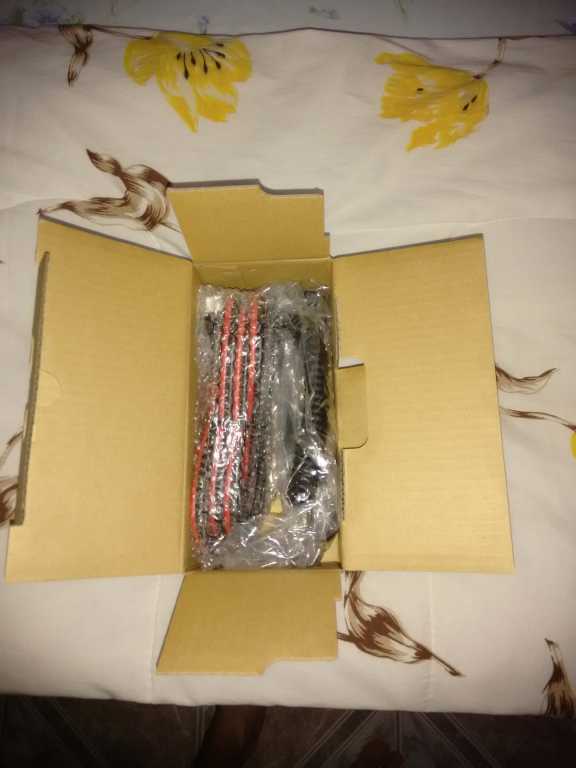 ICOM IC-7600 — Foto 1