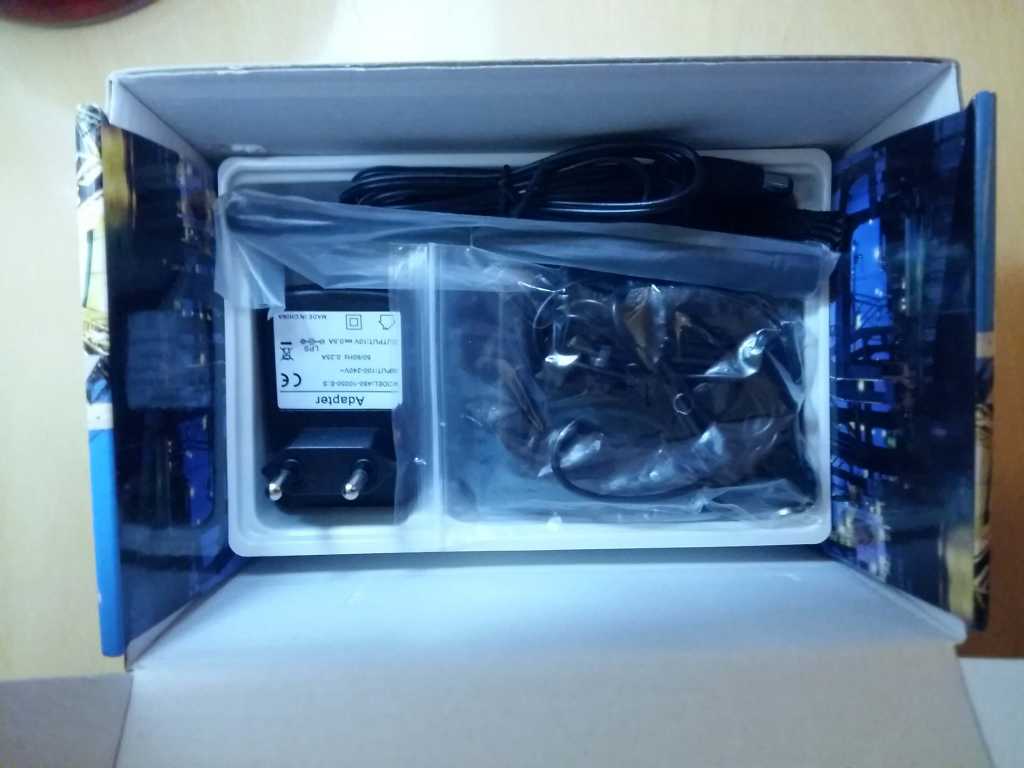 BAOFENG UV-6R - 220MHZ — Foto 2