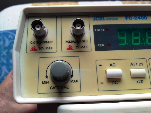FREQUENCIMETRO DE BANCADO ICEL IC 2400 — Foto 5