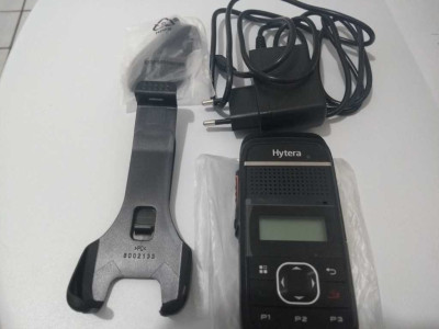 Rádio Portátil Hytera PD356 — Miniatura 2