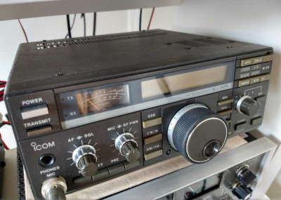 HF ICOM IC-725 — Miniatura 1