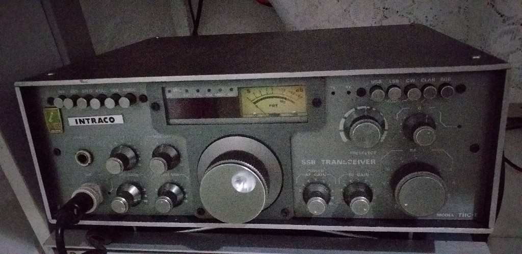 Rádio intraco tiic1 para reparo