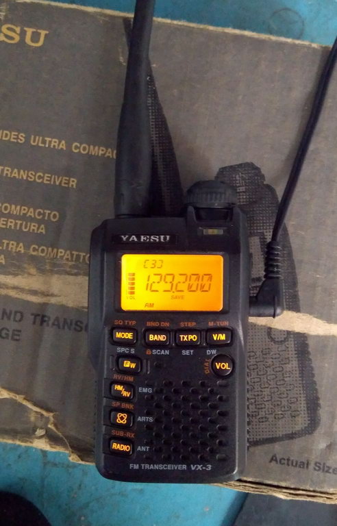 Vendo HT Yaesu VX-3R — Foto 2