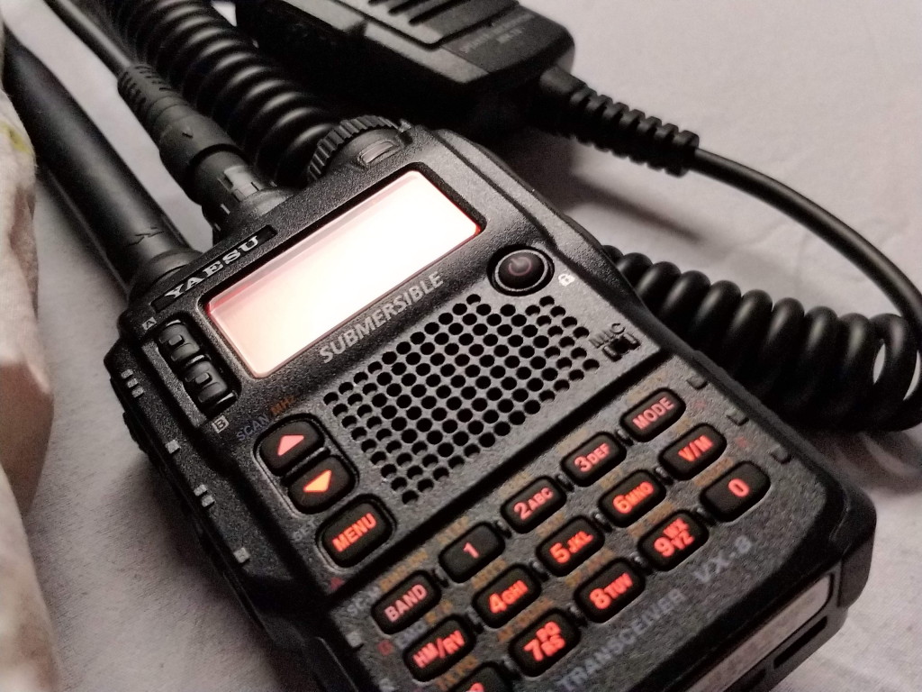 COMPRO HT YAESU VX-8DR e acessórios
