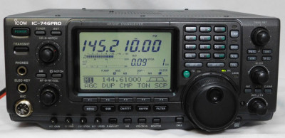 ICOM IC-746 Pro  -  " Compro "
