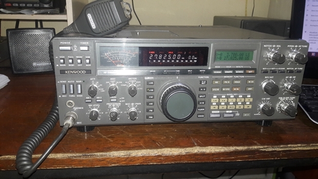 RADIO HF TS 940S KENWOOD SPEAKER SP-930 — Foto 2