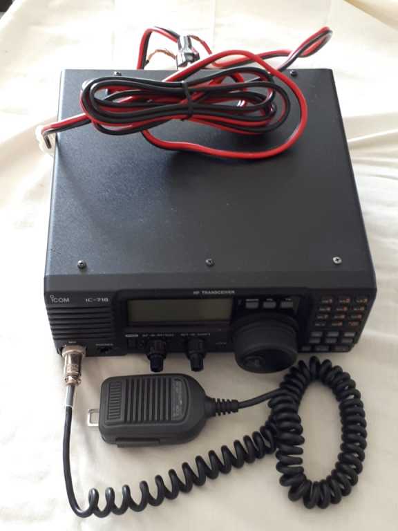 Vendo IC-718 + acoplador AT-130 — Foto 1
