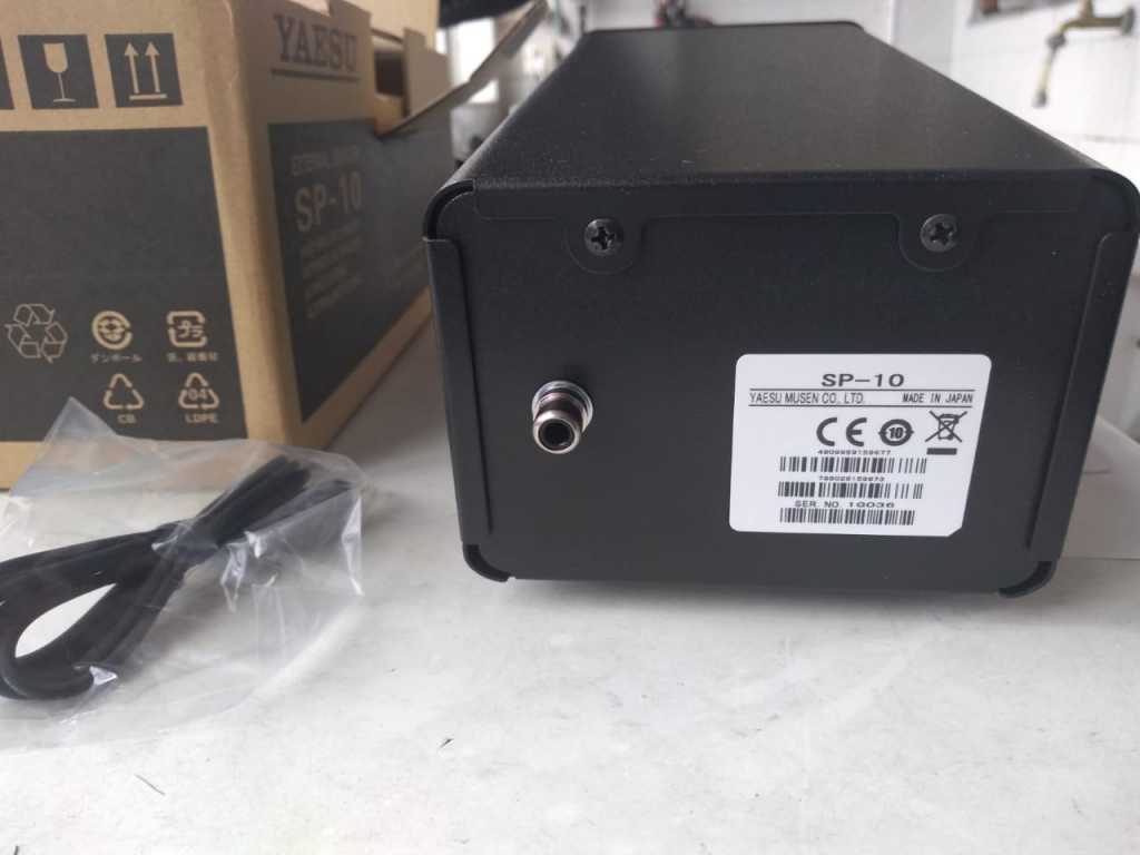 Alto-falante externo YAESU SP-10 (para a linha do FT-991) — Foto 4