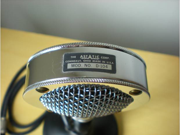 RÁDIO TECSUN PL 330