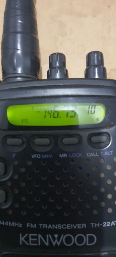 HT kenwood TH22 at em ferfeito duncionamento com caixa — Miniatura 2
