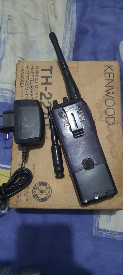 HT kenwood TH22 at em ferfeito duncionamento com caixa — Miniatura 5